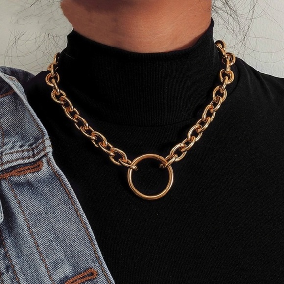 vogue vice boutique Jewelry - LAST 1! Gold chunky chain choker necklace